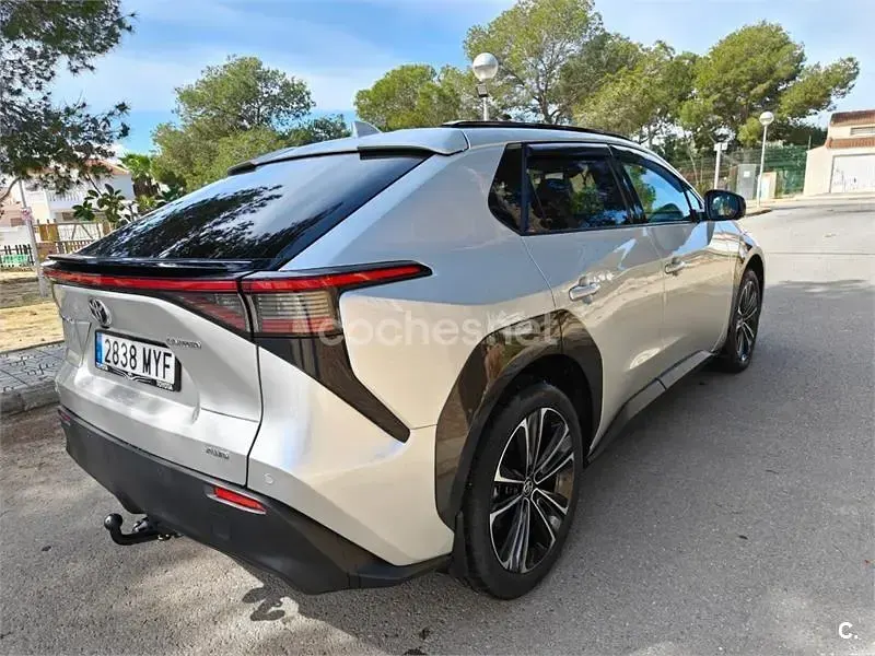 Usado Toyota bZ4X Plus 160 kW (218 CV) 2023 Eléctrico SUV
