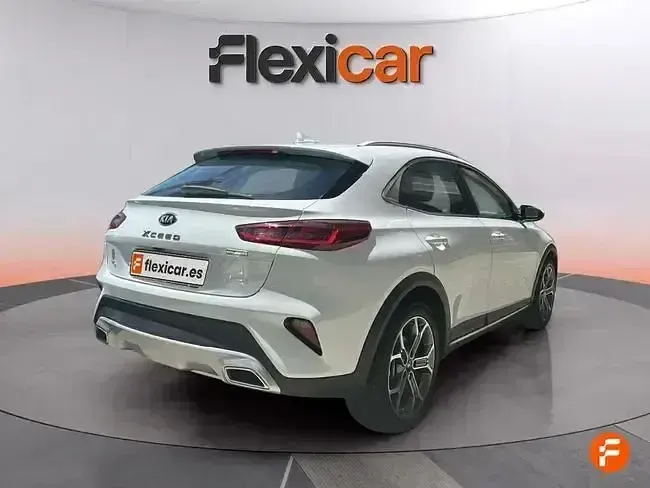 Usado Kia XCeed 141 CV (103 kW) 2021 Blanco SUV