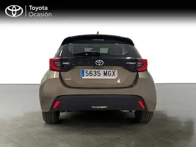 Usado Toyota Yaris Active 116 CV (85 kW) 2023 Otro Utilitario