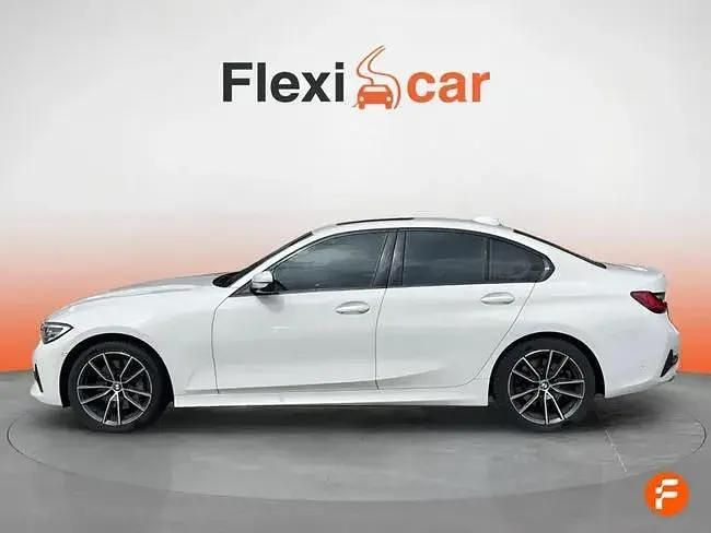 Begagnad BMW 330 258 HK (189 kW) 2021 Vit Sedan
