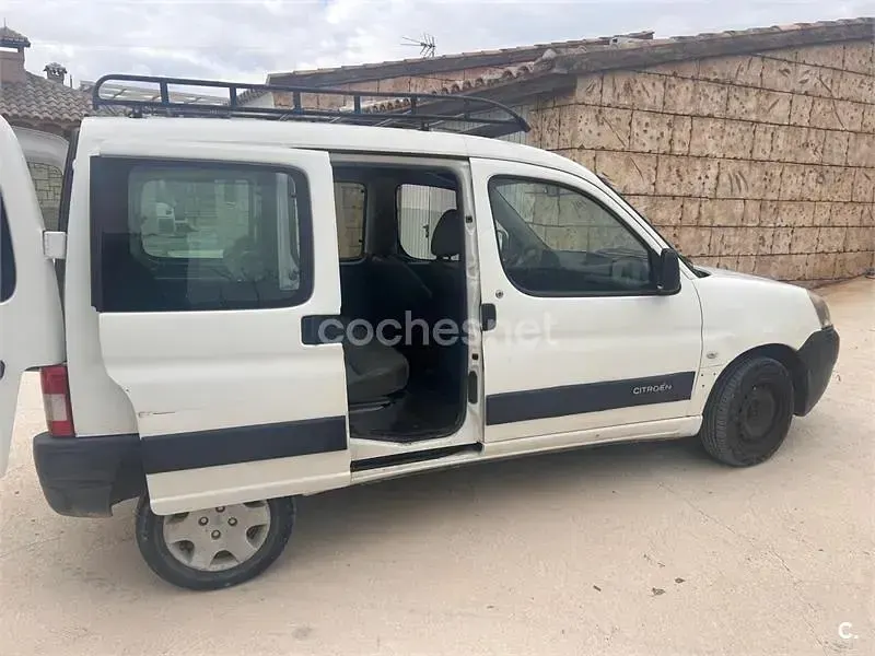 Usado Citroën Berlingo 75 CV (55 kW) 2009 Blanco Monovolumen
