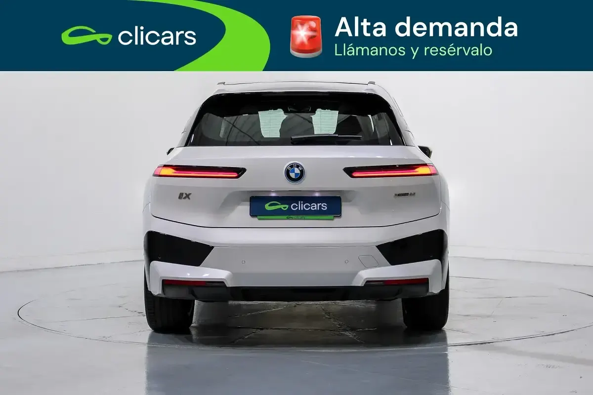 Usado BMW iX 384 kW (523 CV) 2022 Blanco SUV
