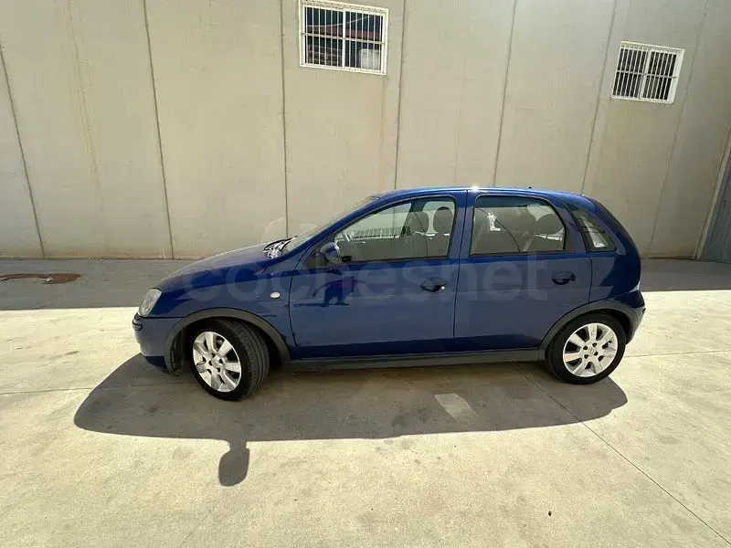 Usado Opel Corsa Enjoy 70 CV (51 kW) 2005 Azul Utilitario