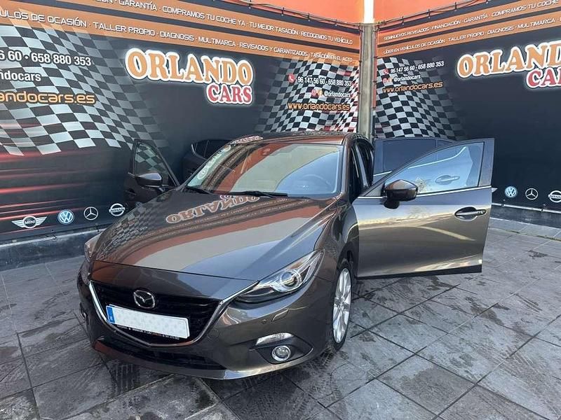 Begagnad Mazda 3 Style 150 HK (110 kW) 2015 Grå Halvkombi