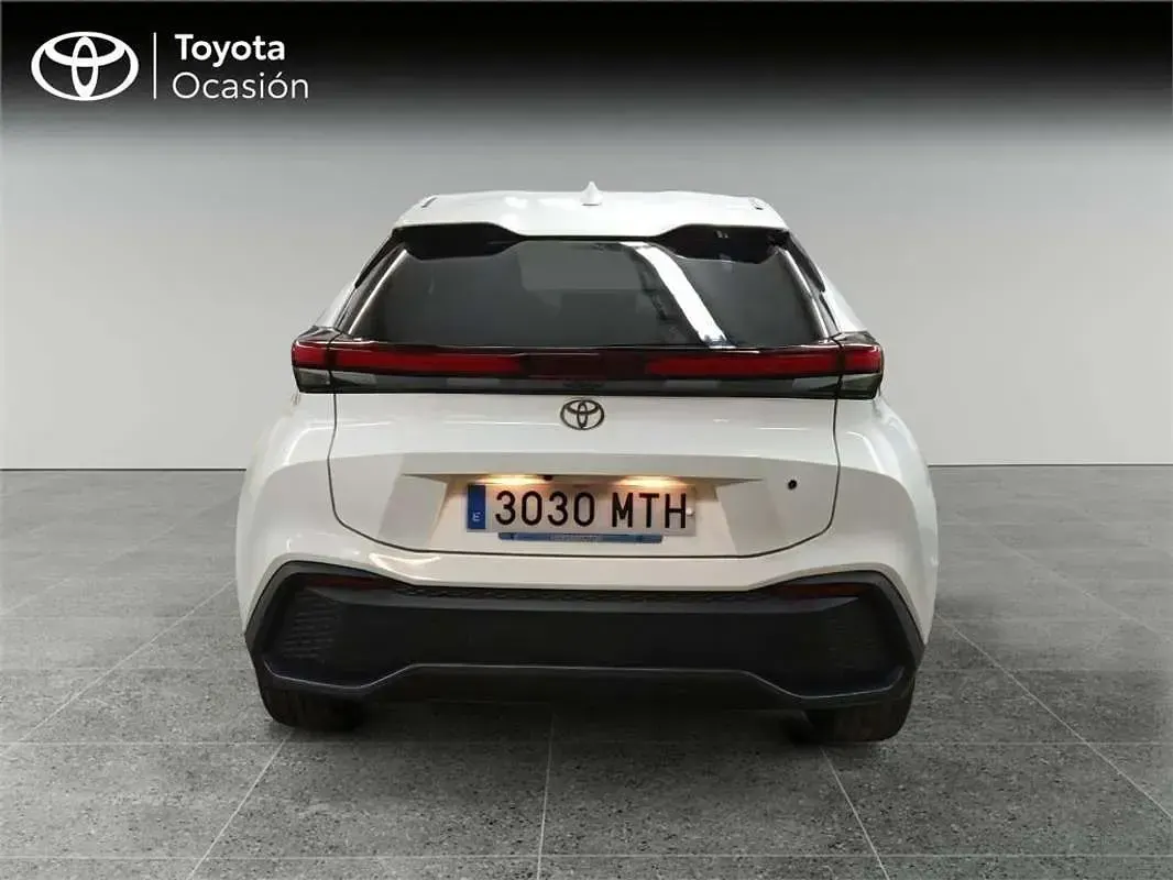 Usado Toyota C-HR Advance 140 CV (102 kW) 2024 SUV