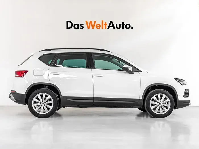 Usado Seat Ateca Style 150 CV (110 kW) 2022 Blanco SUV