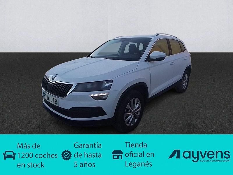 Usado Skoda Karoq Ambition 110 CV (80 kW) 2021 Blanco SUV