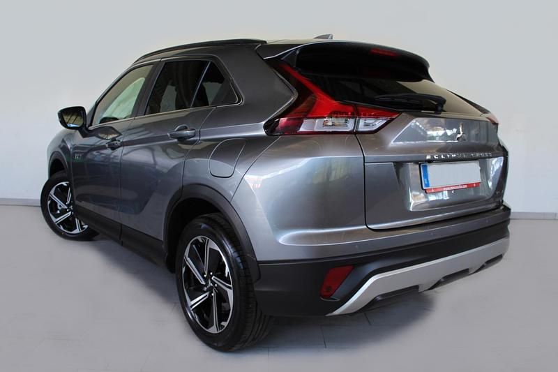 Usado Mitsubishi Eclipse Cross 188 CV (138 kW) 2024 Blanco SUV