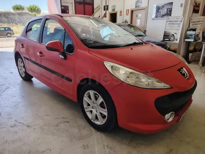 Usado Peugeot 207 Sport 120 CV (88 kW) 2009 Rojo Berlina