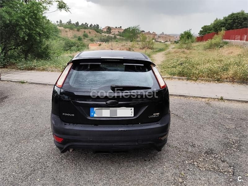 Usado Ford Focus Trend 115 CV (84 kW) 2008 Negro Berlina