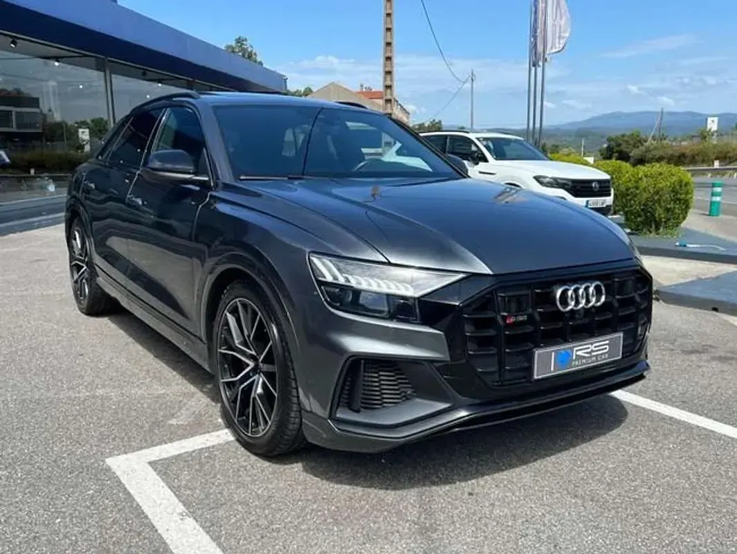 Usado Audi Q8 Sport 435 CV (319 kW) 2020 Gris SUV