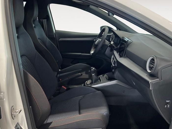 Nuevo Seat Ibiza FR 115 CV (84 kW) 2025 Blanco Utilitario