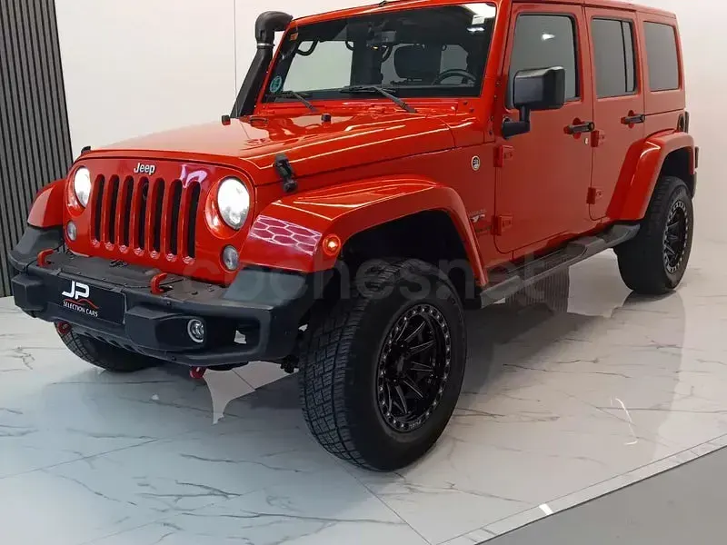 Usado Jeep Wrangler Unlimited Sahara 284 CV (208 kW) 2016 Rojo SUV