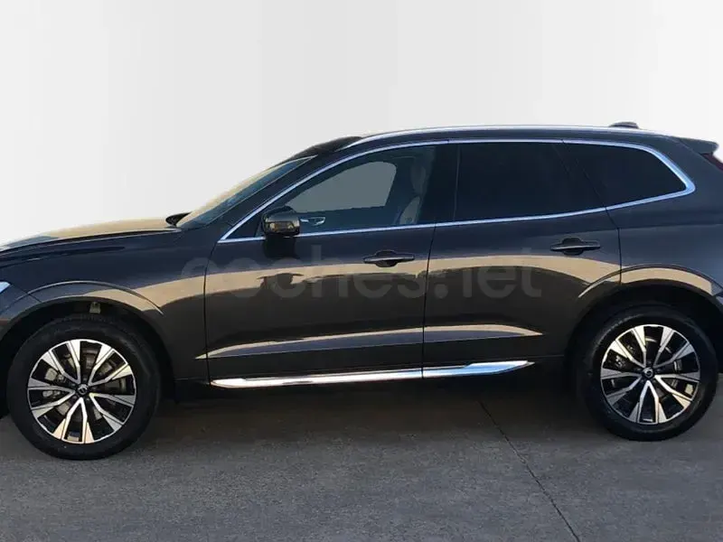 Usado Volvo XC60 Plus 197 CV (144 kW) 2023 Beige SUV
