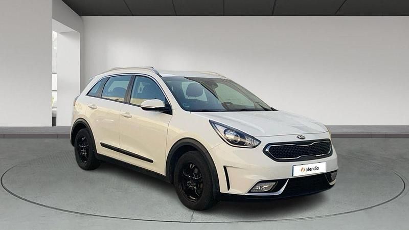 Usado Kia Niro 141 CV (103 kW) 2018 Blanco SUV