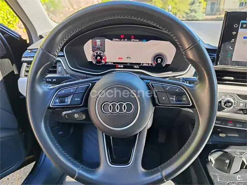 Usado Audi A4 Advanced Plus 190 CV (139 kW) 2020 Negro Familiar