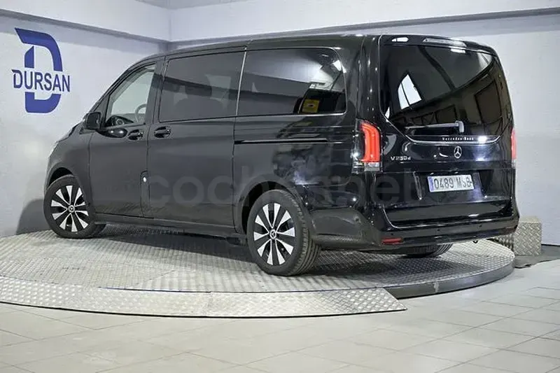 Usado Mercedes V250 Style 190 CV (139 kW) 2024 Negro Monovolumen