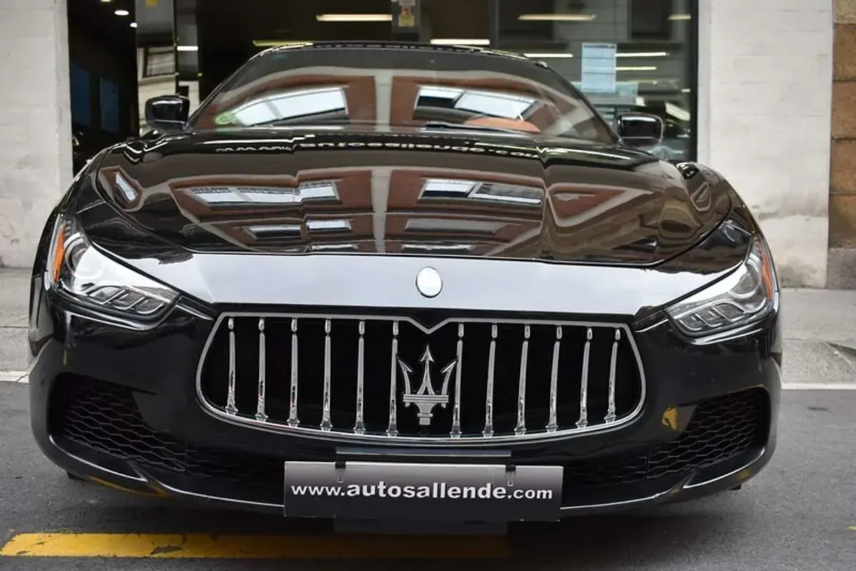 Usado Maserati Ghibli 330 CV (242 kW) 2015 Negro Berlina