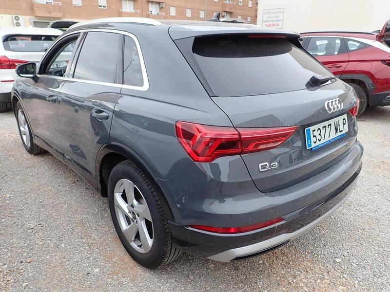 Usado Audi Q3 Advanced Plus 150 CV (110 kW) 2023 Gris / plata SUV