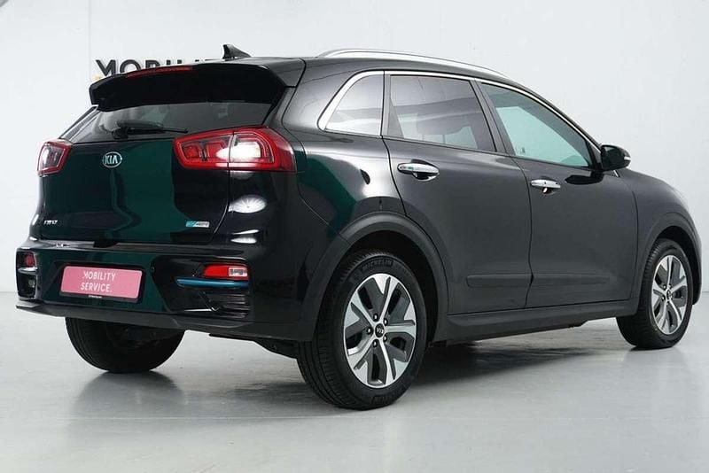 Usado Kia e-Niro 150 kW (204 CV) 2020 Negro SUV