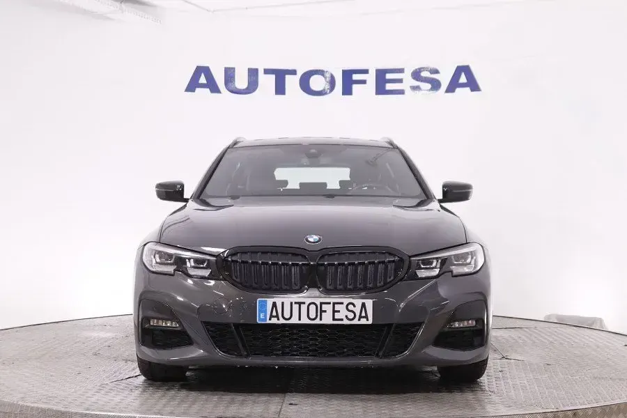 Usado BMW 320 M Sport 190 CV (139 kW) 2022 Gris titanio Familiar