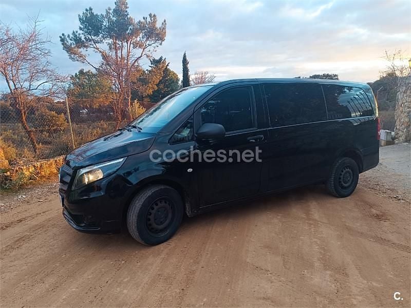 Usado Mercedes Vito Marco Polo 114 CV (83 kW) 2018 Negro Van