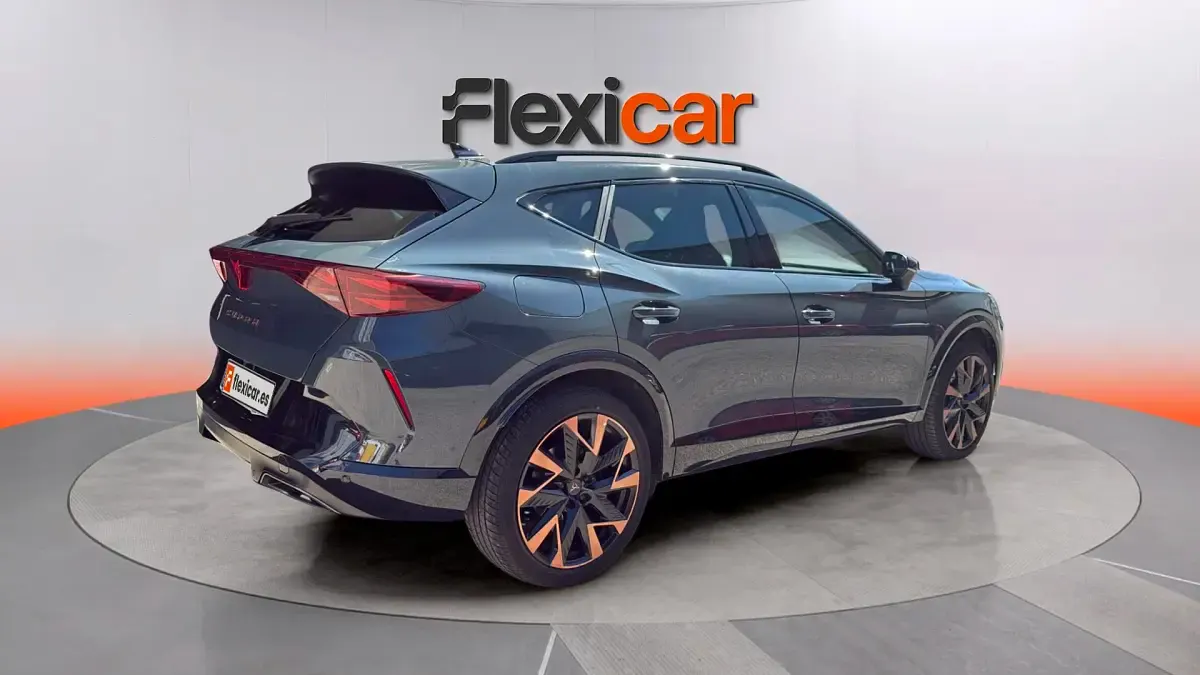 Usado Cupra Formentor 150 CV (110 kW) 2024 Gris SUV