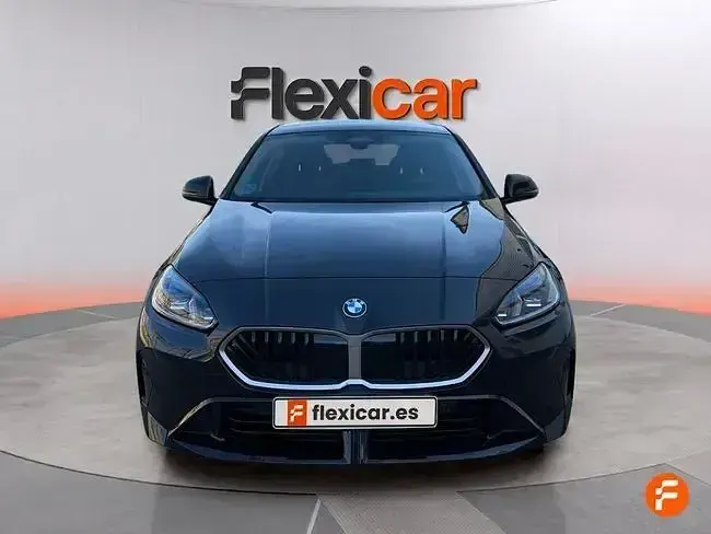 Usado BMW 120 170 CV (125 kW) 2025 Negro Utilitario