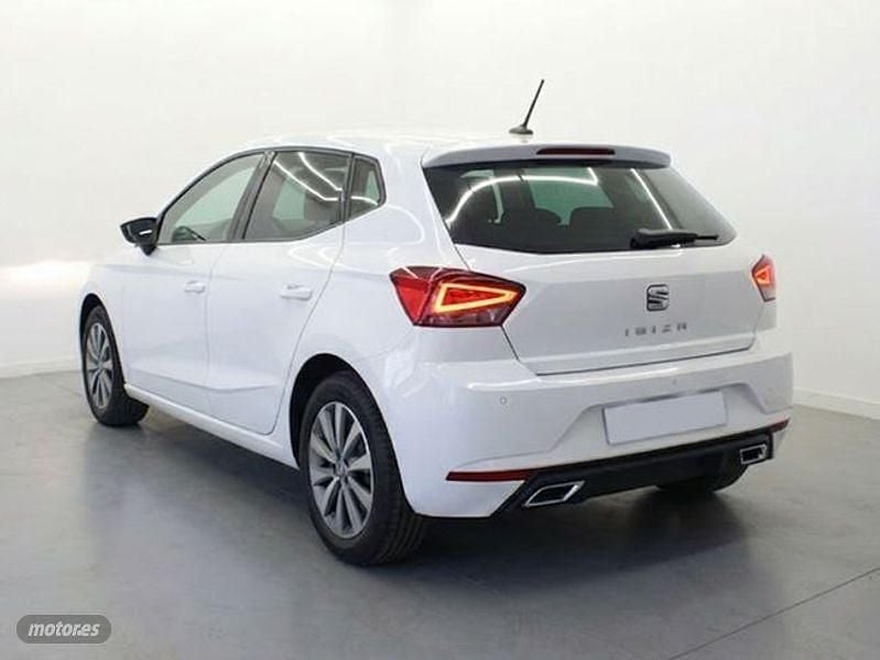 Usado Seat Ibiza Style 110 CV (80 kW) 2023 Blanco Utilitario