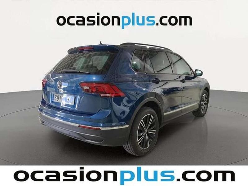 Usado VW Tiguan Life 150 HP (110 kW) 2022 Azul SUV