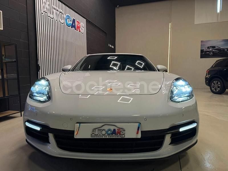Usado Porsche Panamera 4 462 CV (339 kW) 2018 Blanco Berlina