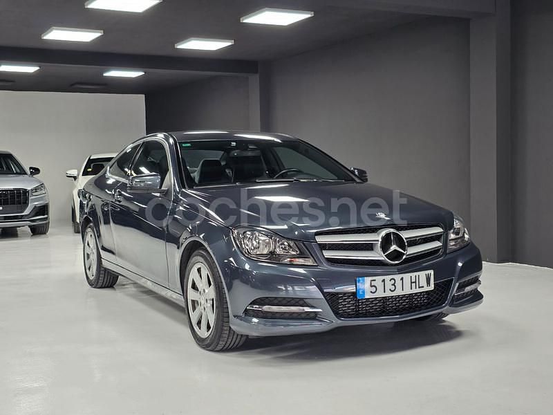 Usado Mercedes C180 Edition 156 CV (114 kW) 2012 Gris / plata Coupe