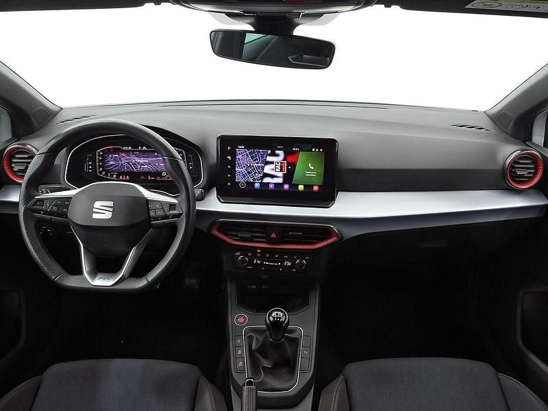 Usado Seat Ibiza FR 115 CV (84 kW) 2025 Blanco Utilitario