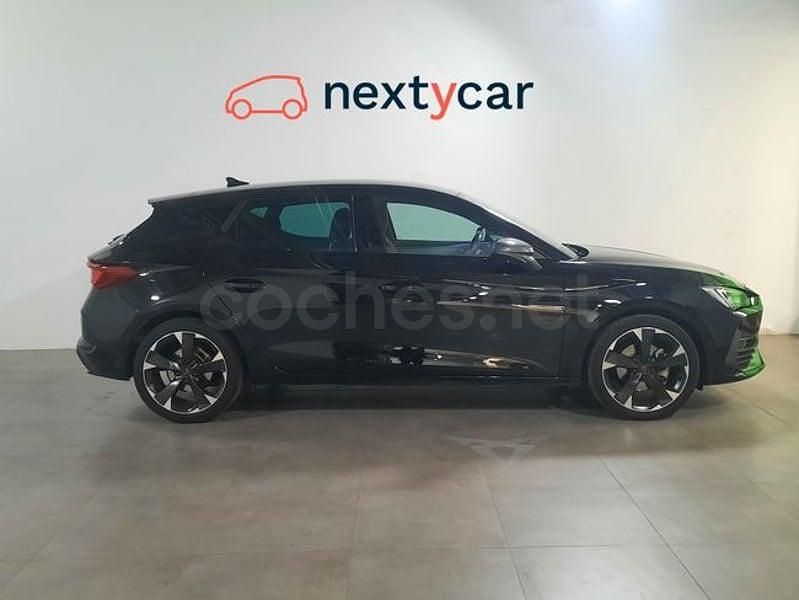 Usado Cupra Leon 150 CV (110 kW) 2023 Negro Berlina