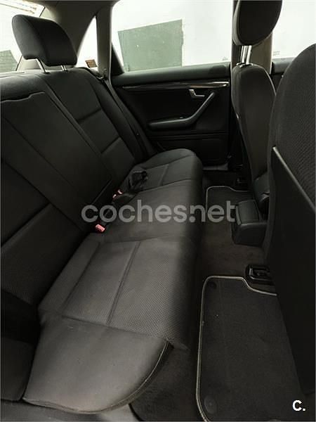 Beige Usado 2001 Audi A4 Berlina | 2400 € (Buen precio) - Imagen 1/4