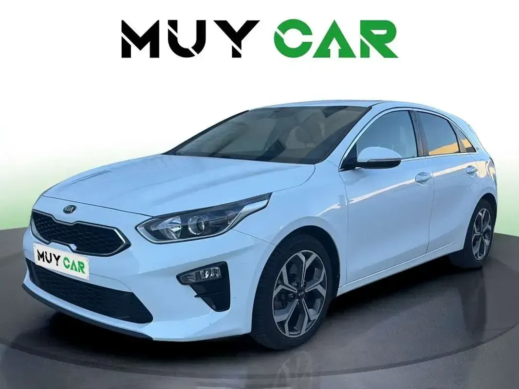 Usado Kia Ceed 136 CV (100 kW) 2019 Blanco Utilitario