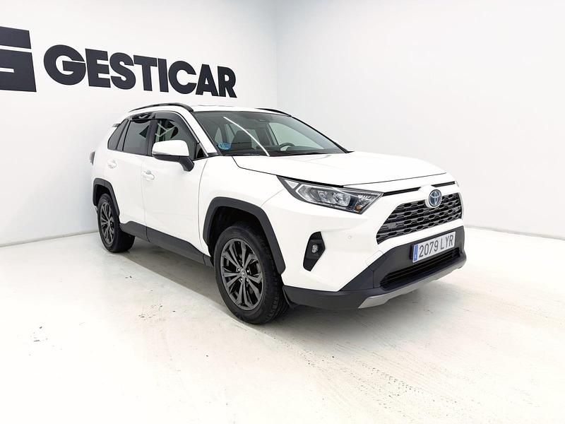 Usado Toyota RAV4 Hybrid Advance 222 CV (163 kW) 2022 Blanco SUV