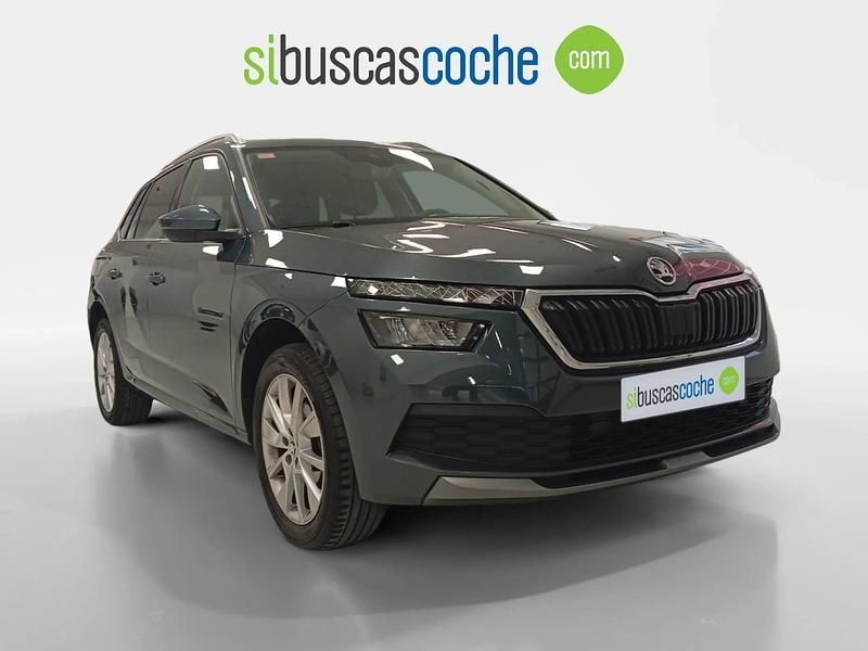 Gris/plata Usado 2021 Skoda Kamiq Ambition SUV | 16.990 € (Un poco caro) - Imagen 1/4