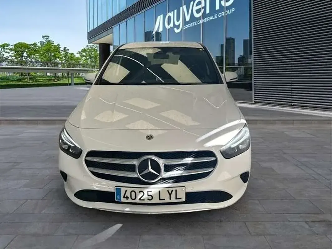 Usado Mercedes B200 150 CV (110 kW) 2022 Blanco Utilitario