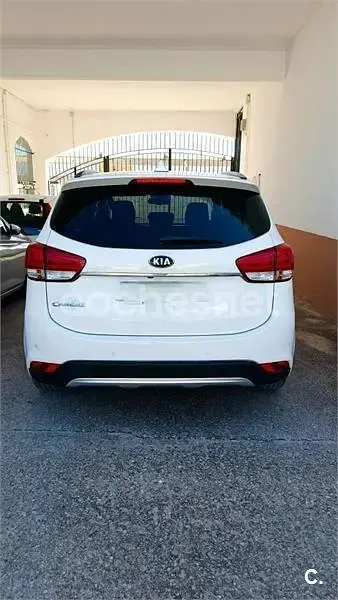 Usado Kia Carens 135 CV (99 kW) 2017 Blanco Monovolumen