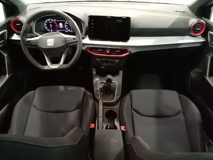 Usado Seat Ibiza FR 110 CV (80 kW) 2023 Gris Utilitario