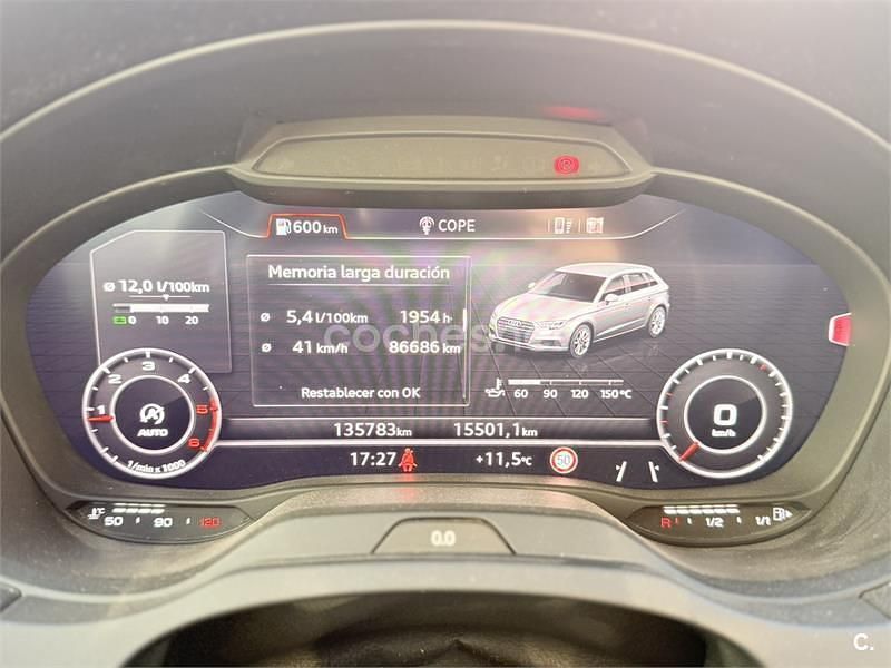 Usado Audi A3 S-Line 150 CV (110 kW) 2017 Blanco Berlina