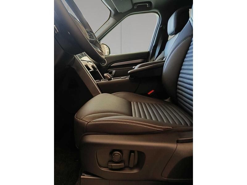 Usado Land Rover Discovery 5 SE Dynamic 249 CV (183 kW) 2026 Santorini black SUV