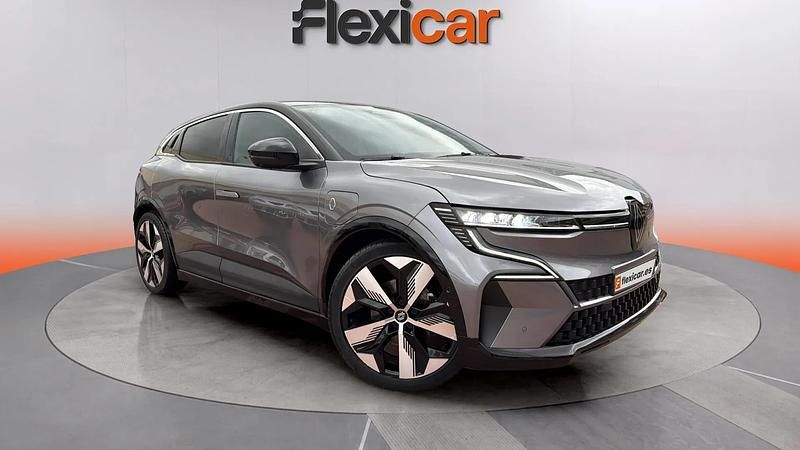 Usado Renault Megane E-Tech Evolution 96 kW (131 CV) 2023 Gris Berlina