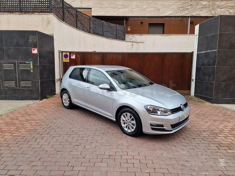 Usado VW Golf VII Edition 105 CV (77 kW) 2015 Gris / plata Berlina