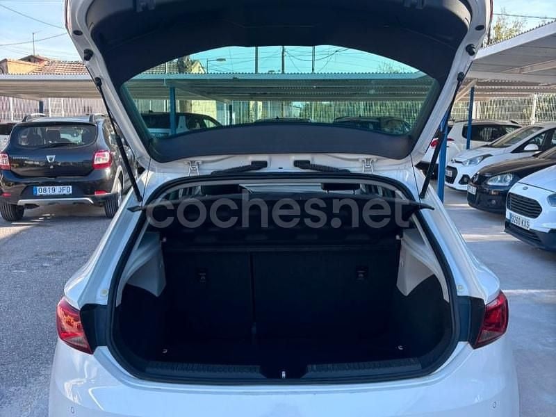 Usado Seat Leon FR 125 CV (91 kW) 2015 Blanco Berlina