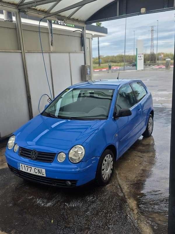 Azul Usado 2003 VW Polo Conceptline Utilitario | 2700 € (Precio justo) - Imagen 1/4