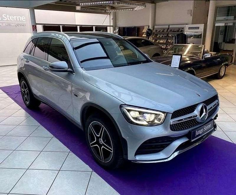 Usado Mercedes GLC300 211 CV (155 kW) 2021 Gris Utilitario