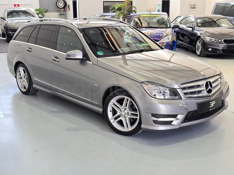 Usado Mercedes C250 Avantgarde 204 CV (150 kW) 2012 Gris / plata Familiar