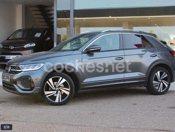 Gris / plata Usado 2022 VW T-Roc R-line SUV | 26.900 € (Caro) - Imagen 1/4